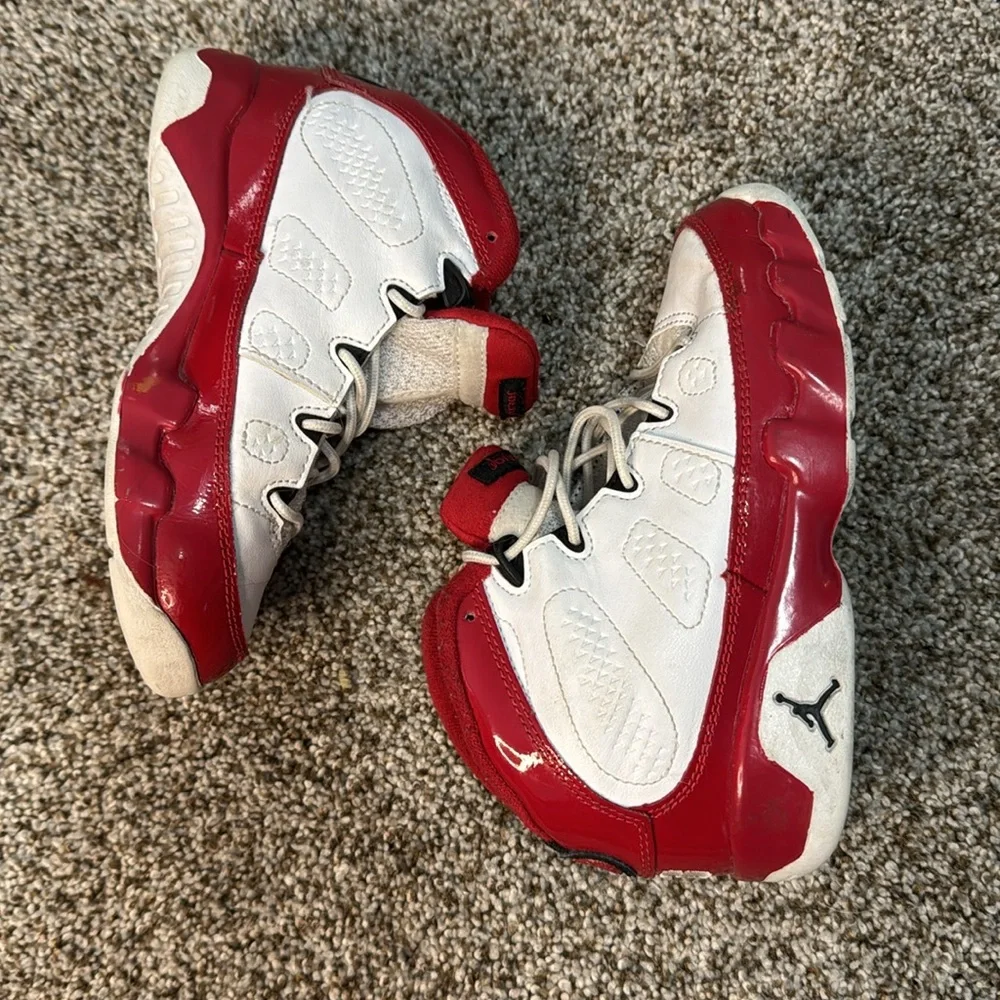 NIKE Kid's Jordan 9 Retro White Gym Red (PS) Size 12C - Picture 9 of 11